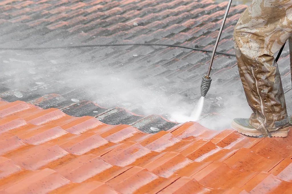 Commercial roof cleaning in Seattle